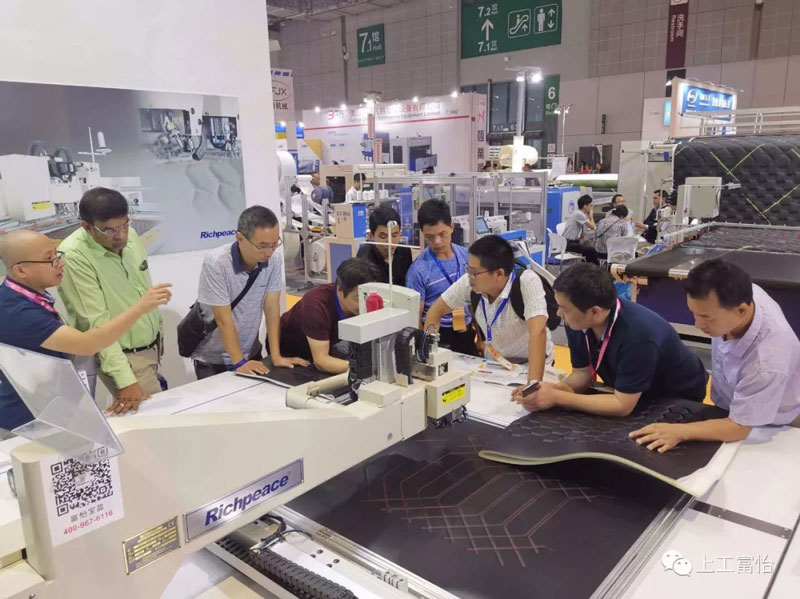 家具生產設備及木工機械展覽會2.jpg